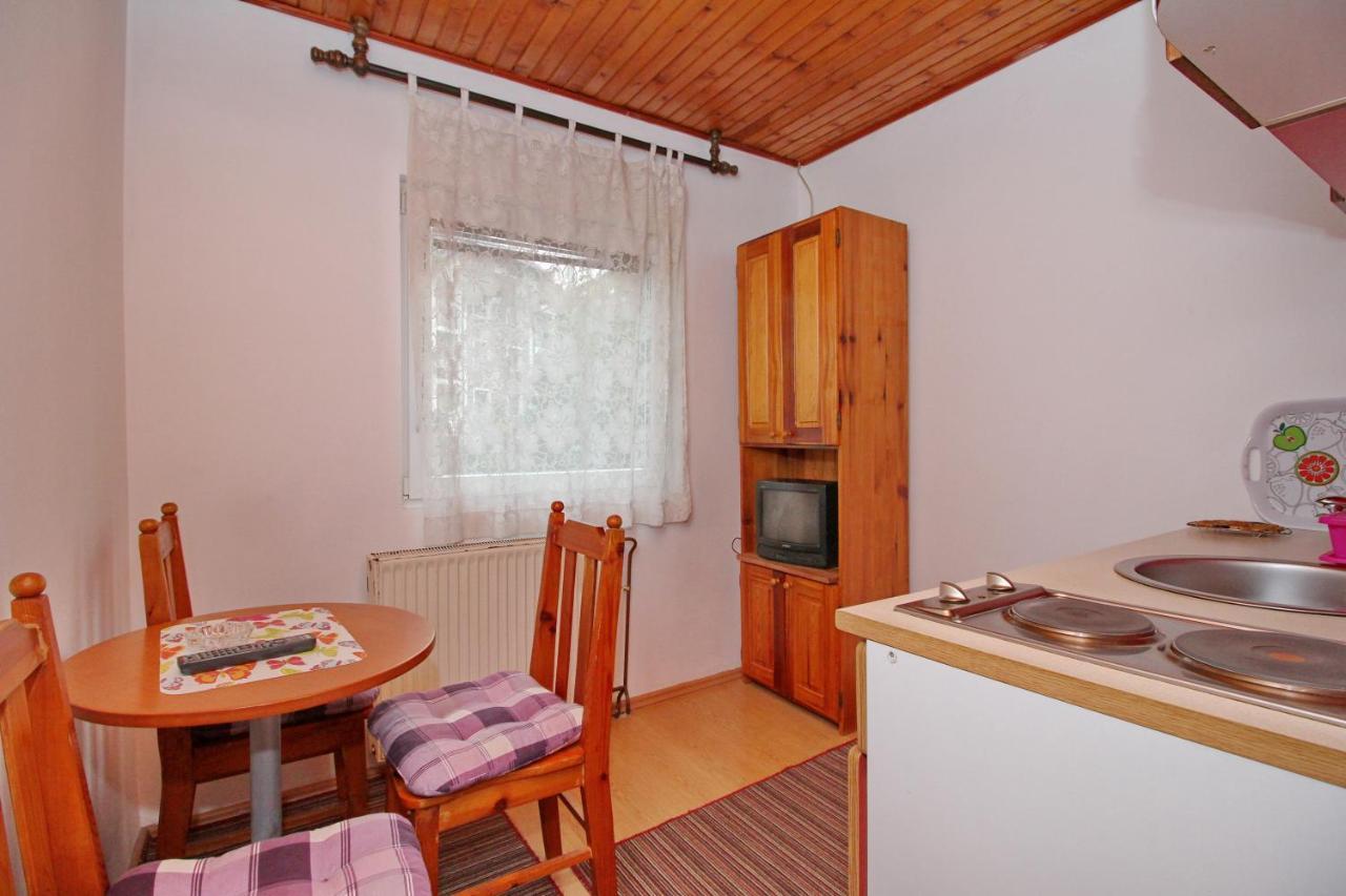 As Apartment