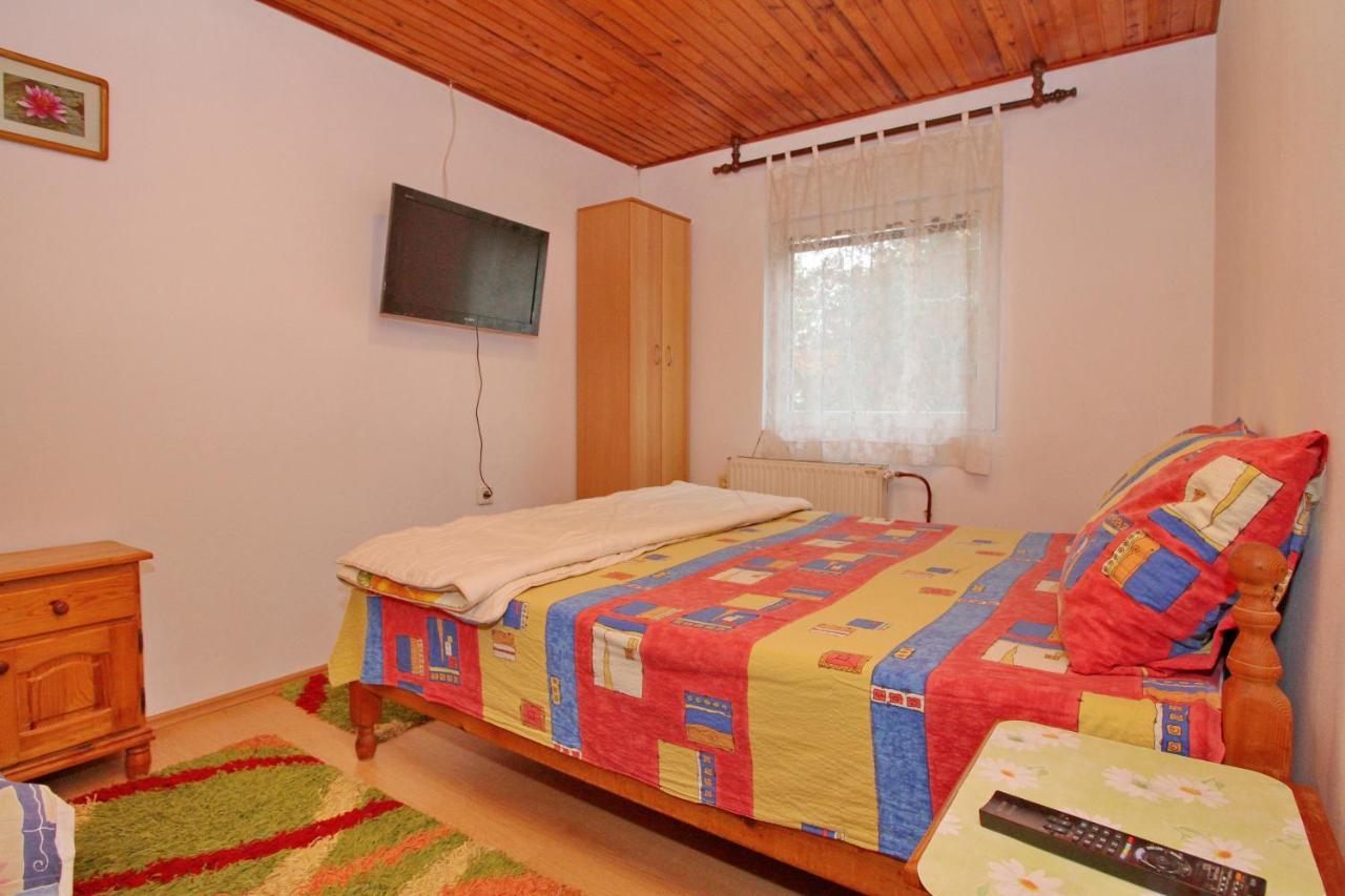 Apartment As *