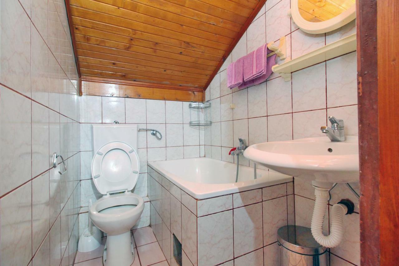 As Apartment