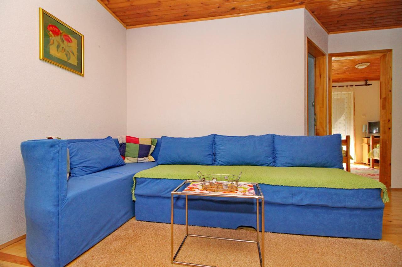 As Apartment